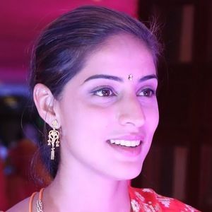 Meet your Posher, Sonika